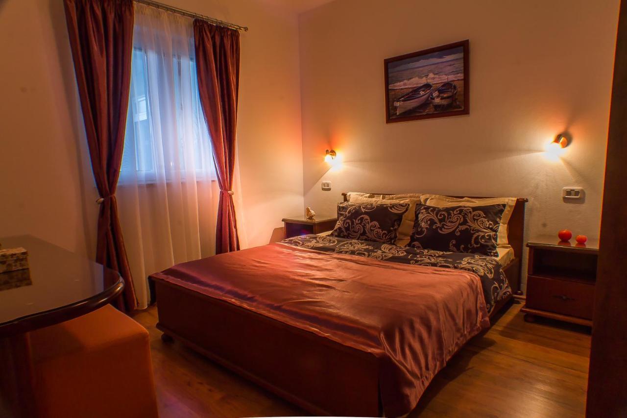 Dmm Apartments Tivat Exterior photo
